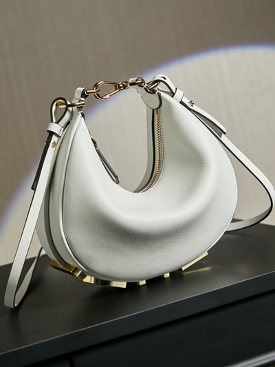 フェンディバッグ素材ディテール